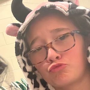 Meet your Posher, Alessandra